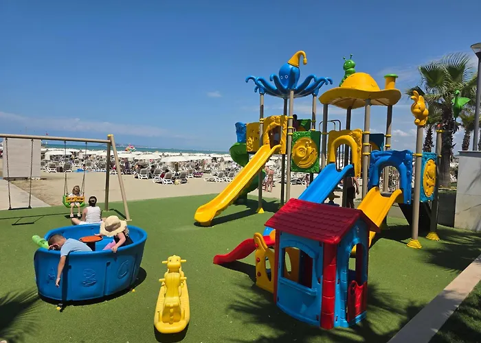 Seaside Bliss In Qerret Apartman *