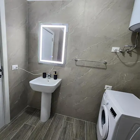 Seaside Bliss In Qerret 格勒姆