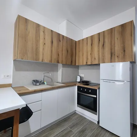 Seaside Bliss In Qerret