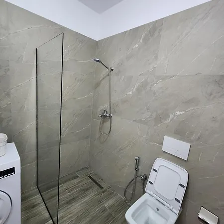 Seaside Bliss In Qerret 格勒姆