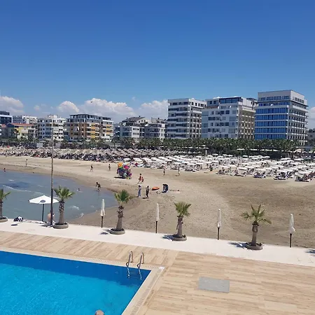 Seaside Bliss In Qerret Apartment